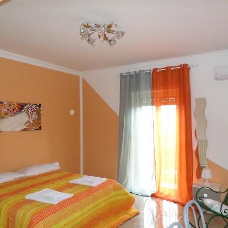 B&B Villino Lory Marino Pokój zdjęcie
